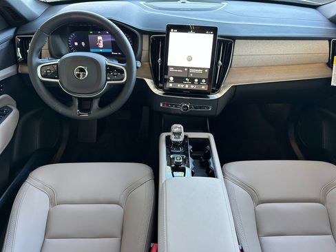 New 2026 Volvo XC90 B6 Plus w/ Protection Package Premier image 12