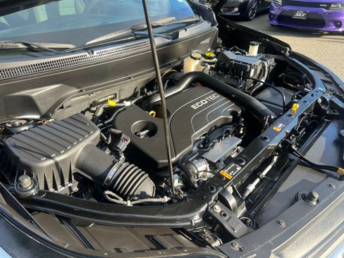 Used 2020 Chevrolet Equinox LT image 13