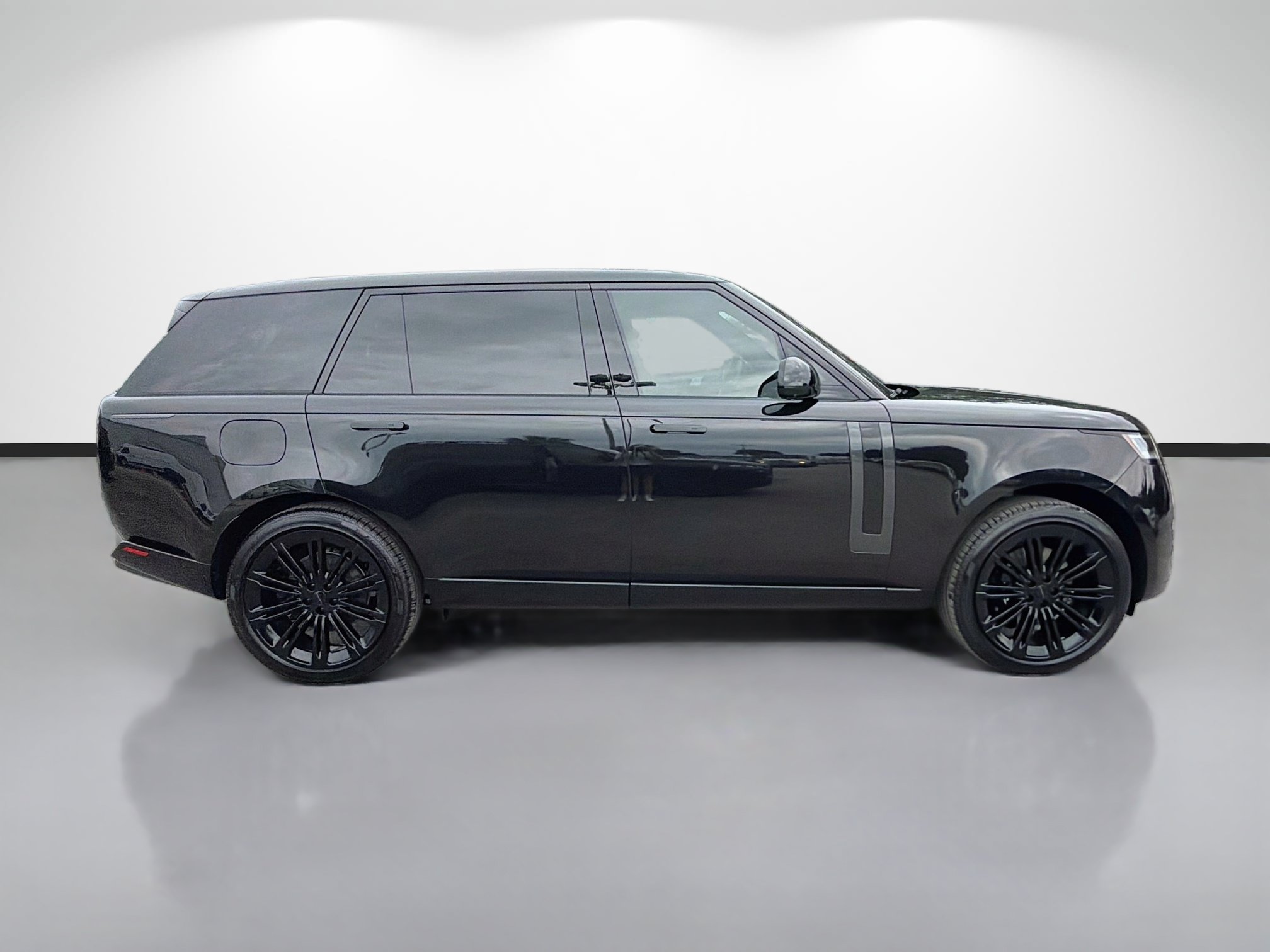 New 2026 Land Rover Range Rover Long Wheelbase SE AWD/4WD image 6