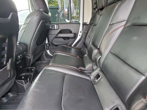Used 2021 Jeep Gladiator Rubicon image 5
