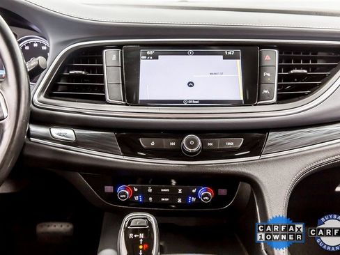 Used 2019 Buick Enclave Premium image 19