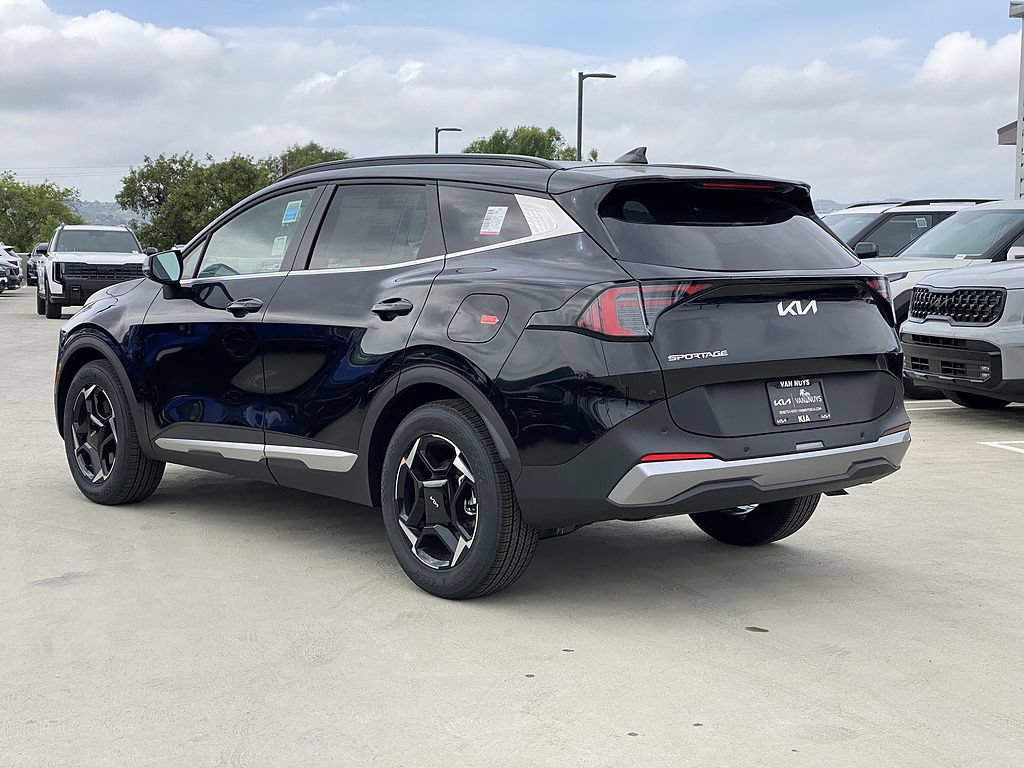 New 2026 Kia Sportage EX w/ EX Panorama Roof Package FWD image 6