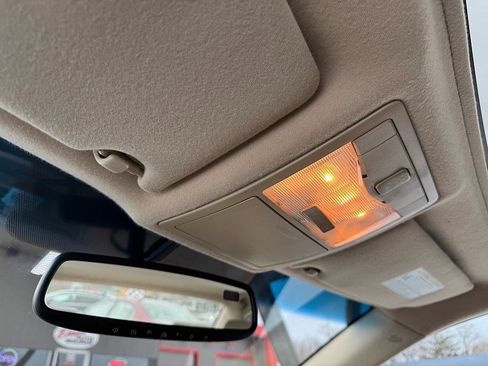 Used 2006 Toyota Avalon XLS image 20