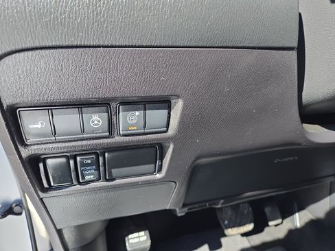 Used 2023 Nissan Armada SL image 18