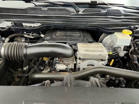 Used 2024 RAM 1500 Laramie AWD/4WD image 27