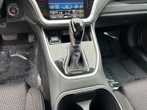 Used 2023 Subaru Outback Premium image 32