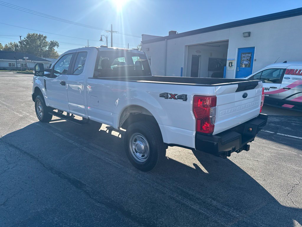 Used 2022 Ford F250 XL w/ Power Equipment Group AWD/4WD image 6