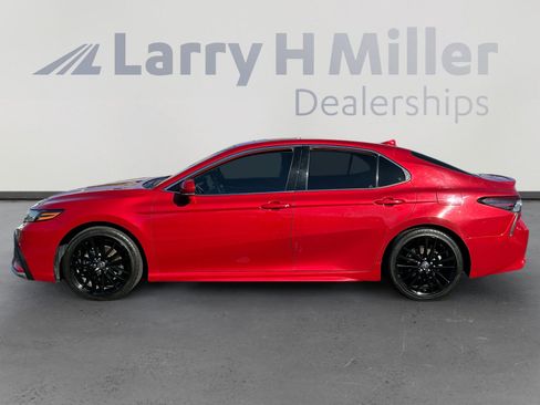 Used 2024 Toyota Camry XSE image 2