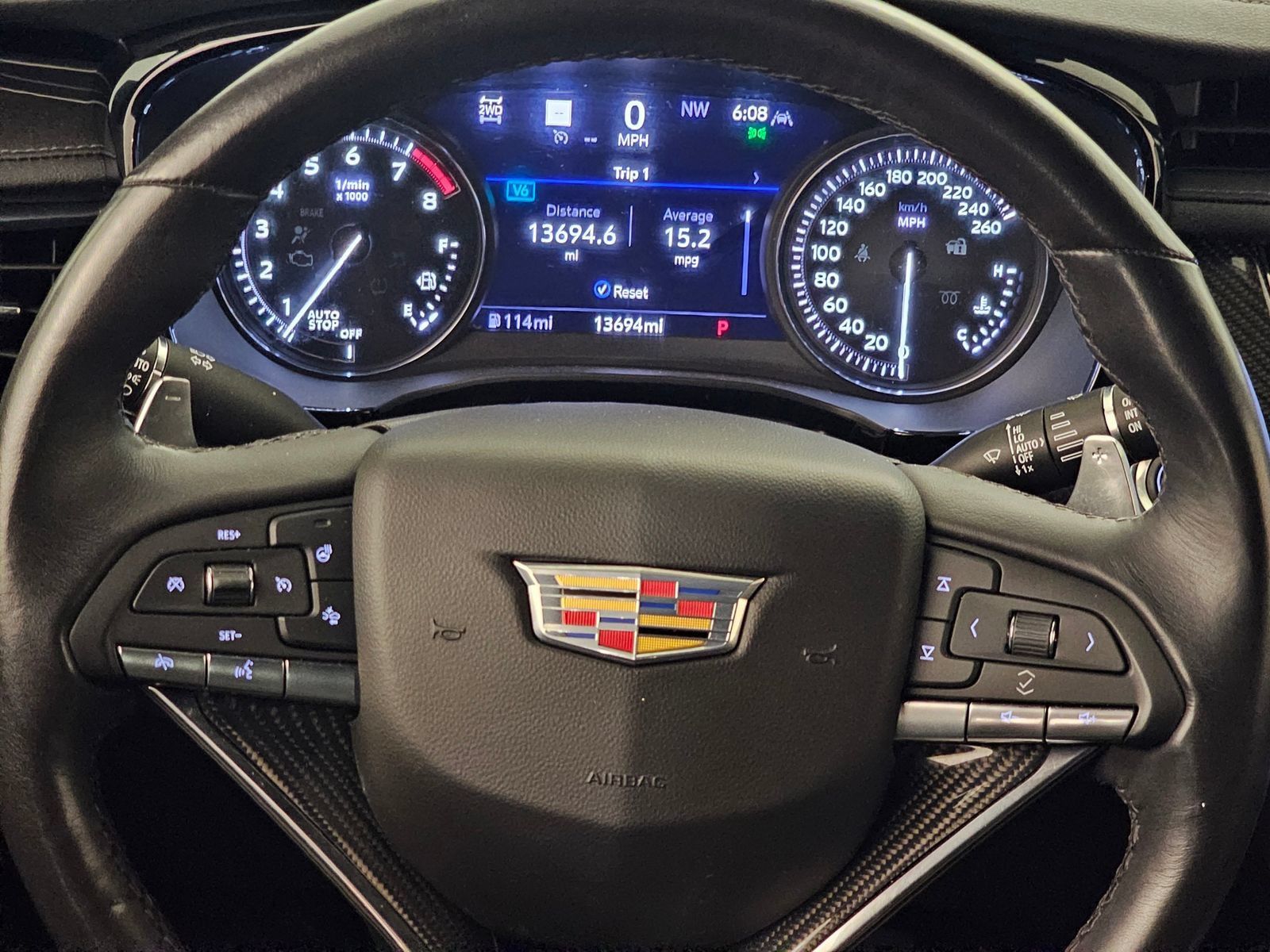 Used 2024 Cadillac XT6 Sport w/ Technology Package AWD/4WD image 9
