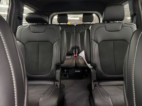 New 2025 Jeep Grand Cherokee L Altitude image 19