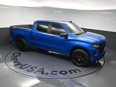 Used 2022 Chevrolet Silverado 1500 Custom AWD/4WD image 30
