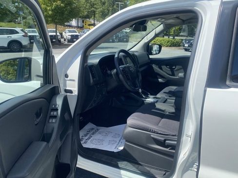 Used 2022 Nissan Frontier S w/ Technology Package image 14