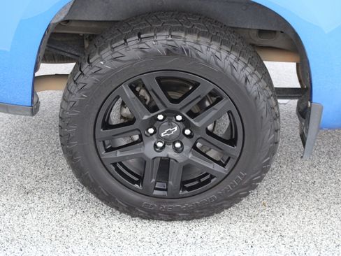 Used 2022 Chevrolet Silverado 1500 RST RWD image 6