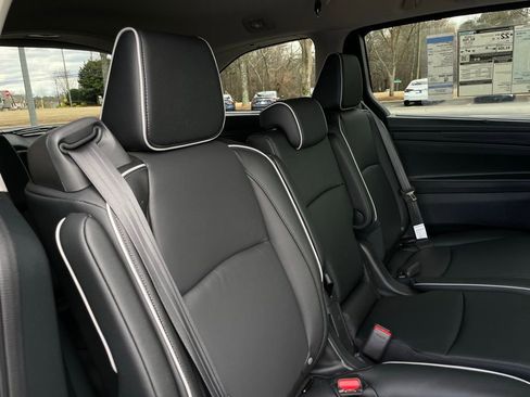 New 2026 Honda Odyssey Touring image 36