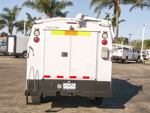 Used 2017 Chevrolet Silverado 3500 W/T image 8