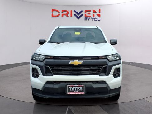 Used 2023 Chevrolet Colorado LT w/ LT Convenience Package II image 8