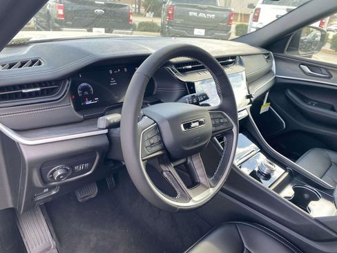 New 2026 Jeep Grand Cherokee L Limited RWD image 15