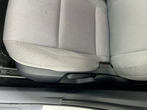 Used 2025 Toyota Camry LE FWD image 9