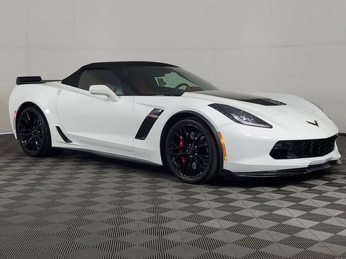Used 2019 Chevrolet Corvette Z06 image 2