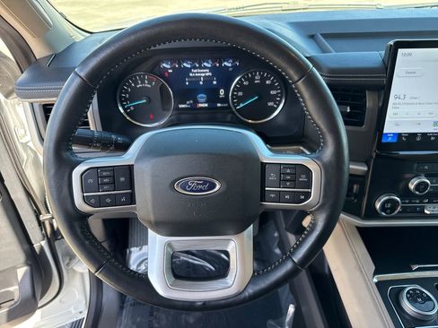 Certified 2024 Ford Expedition Max XLT image 15