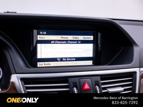 Used 2011 Mercedes-Benz E 550 4MATIC Sedan image 26