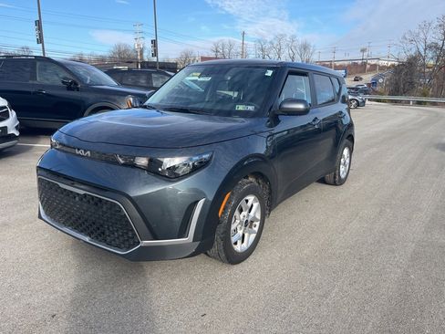 Certified 2025 Kia Soul LX w/ LX Technology Package image 7