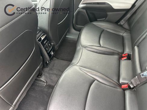 Used 2024 Jeep Compass Limited image 13