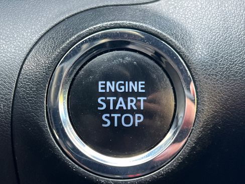 Certified 2019 Toyota Avalon Touring image 21