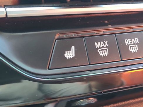 Used 2020 BMW Z4 M40i w/ Executive Package image 23