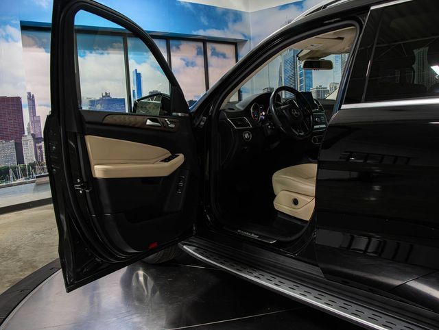 Used 2019 Mercedes-Benz GLS 450 4MATIC image 13