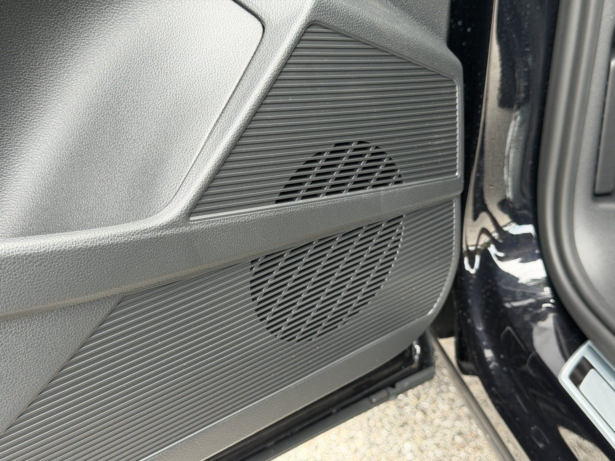 New 2026 Volkswagen Taos SE FWD image 20