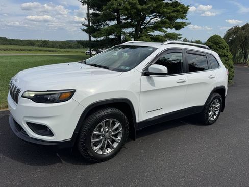 Used 2020 Jeep Cherokee Latitude Lux w/ Quick Order Package 26H Lux AWD/4WD image 1