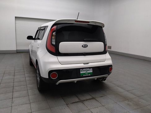 Used 2019 Kia Soul ! FWD image 5