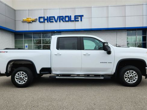Used 2025 Chevrolet Silverado 2500 LT w/ Convenience Package image 1