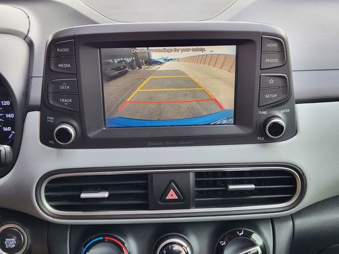 Used 2019 Hyundai Kona SEL image 16