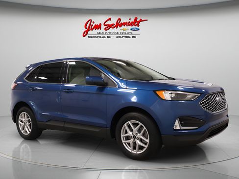 Used 2023 Ford Edge SEL w/ Convenience Package AWD/4WD image 2