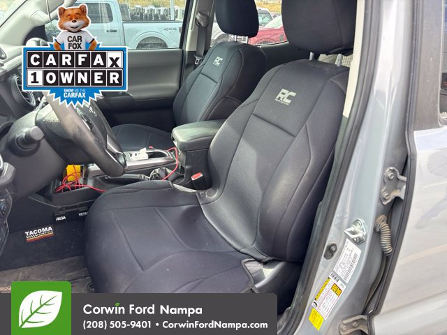Used 2021 Toyota Tacoma SR5 w/ Technology Package AWD/4WD image 11