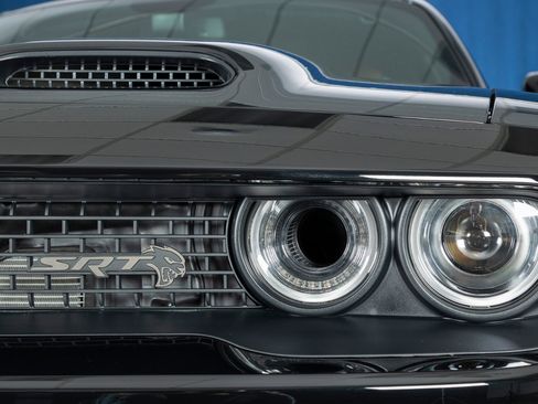 Used 2023 Dodge Challenger SRT Hellcat w/ Driver Convenience Group image 13