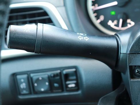 Used 2018 Nissan Sentra SV FWD image 21