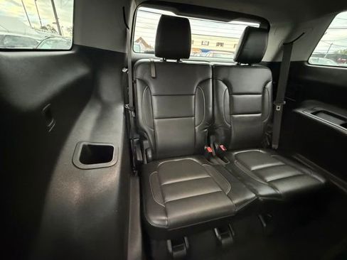 Used 2019 GMC Acadia SLT image 31