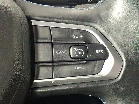 Used 2022 Jeep Compass Latitude w/ Convenience Group image 22