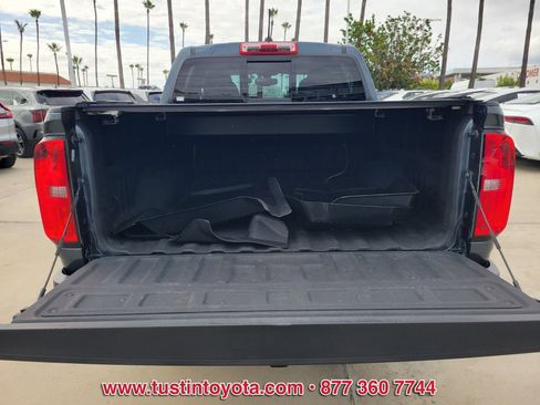 Used 2019 Chevrolet Colorado Z71 AWD/4WD image 13