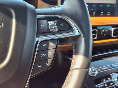 Certified 2023 Lincoln Nautilus Reserve FWD image 14