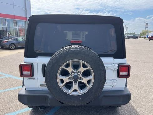 Used 2020 Jeep Wrangler Unlimited Sport image 5