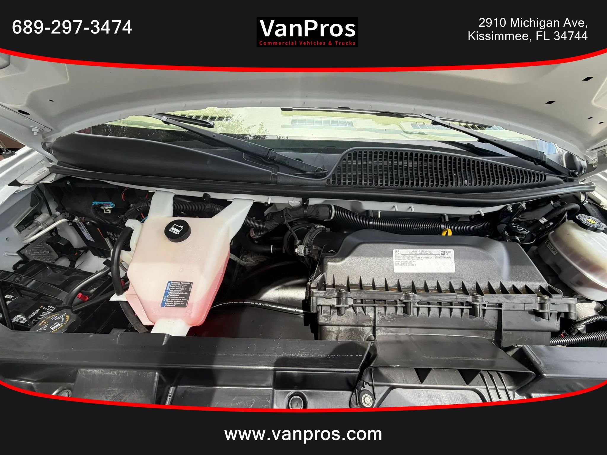 Used 2022 Chevrolet Express 2500 w/ Driver Convenience Package RWD image 16