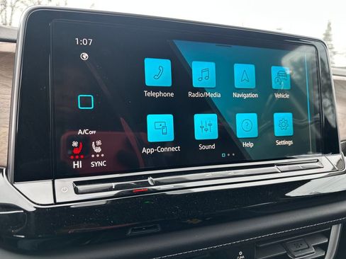 New 2026 Volkswagen Atlas SE image 9