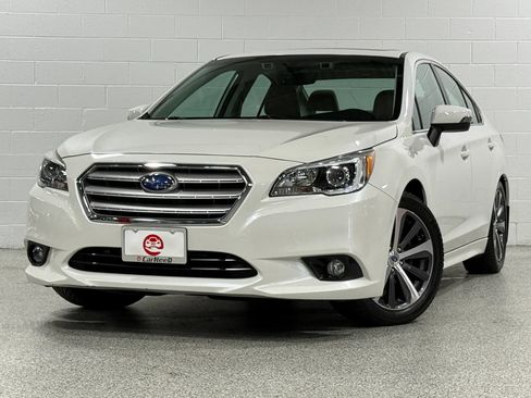 Used 2017 Subaru Legacy 2.5i Limited AWD/4WD image 2