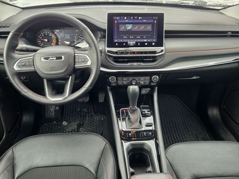 Used 2022 Jeep Compass Trailhawk w/ Trailhawk Convenience Group image 27