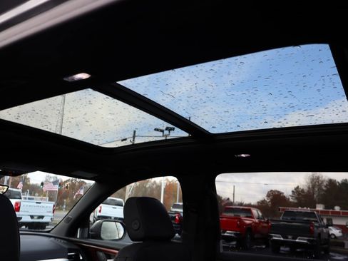 New 2026 Chevrolet Traverse RS image 29