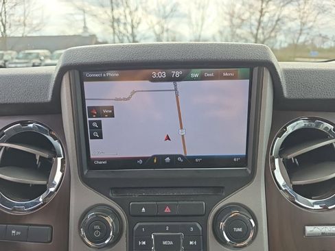 Used 2013 Ford F250 Lariat w/ Lariat Ultimate Pkg image 11